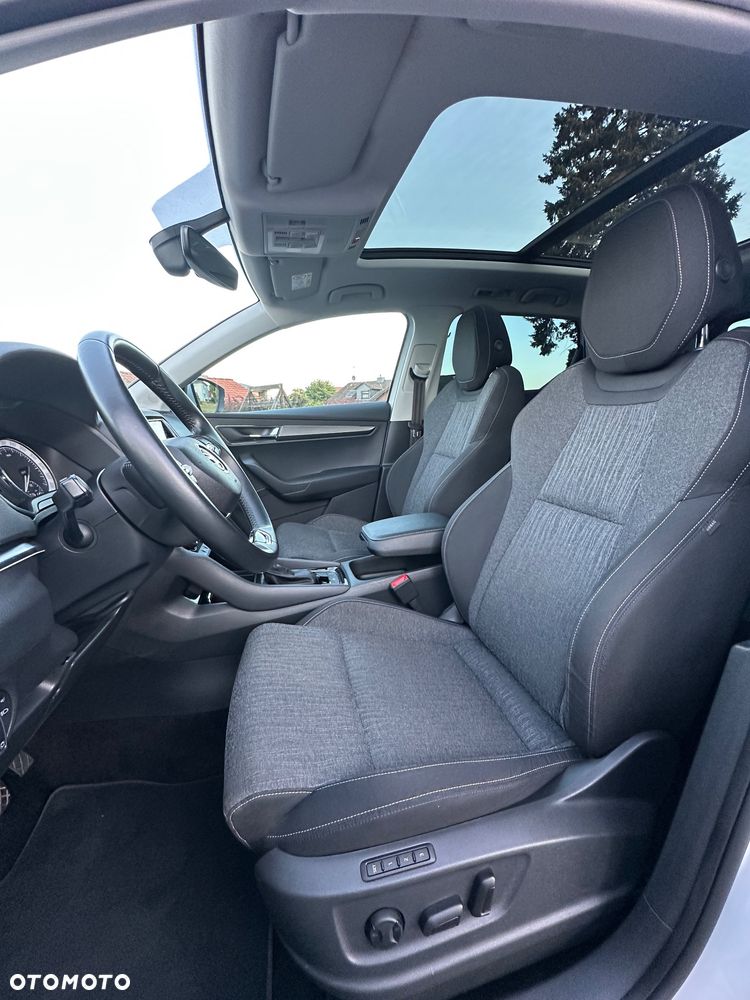 Skoda Karoq 2.0 TDI SCR 4x2 Style DSG - 11