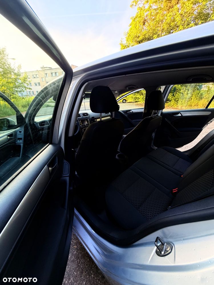 Volkswagen Golf - 19