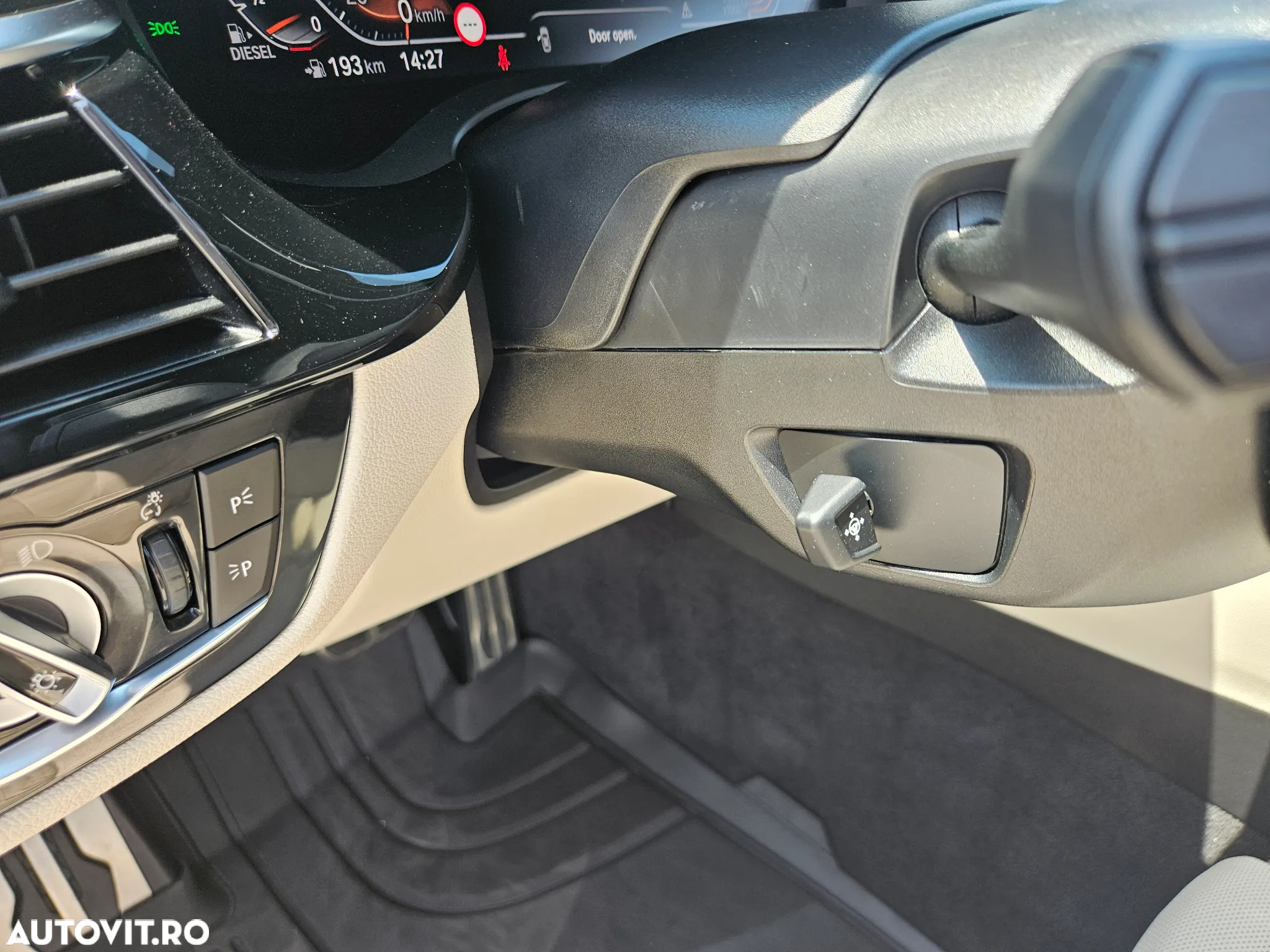 BMW Seria 5 520d xDrive AT - 15