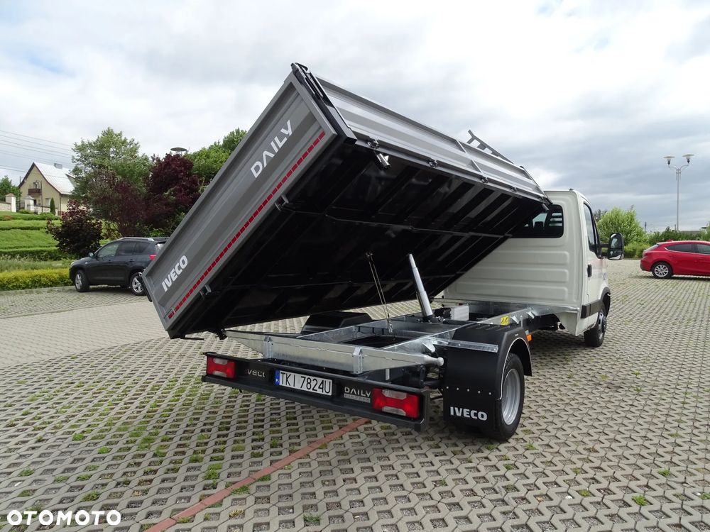 Iveco DAILY - 15