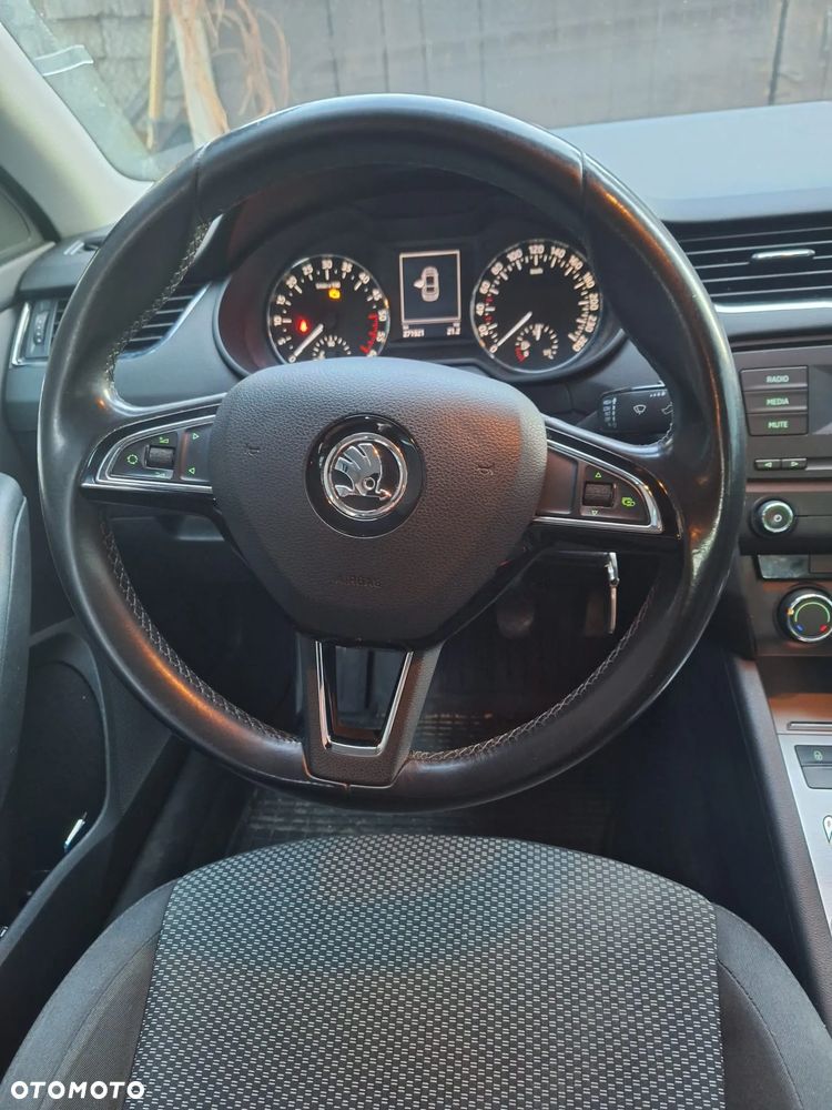 Skoda Octavia 2.0 TDI Joy - 8