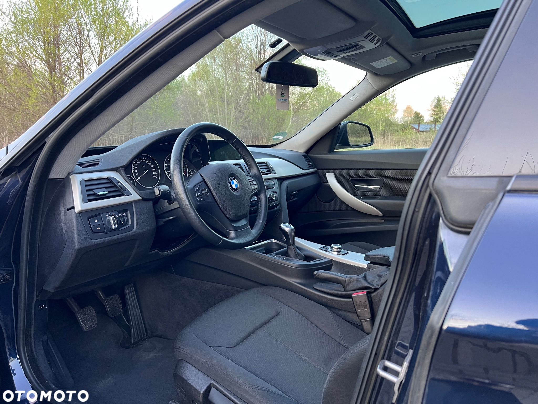 BMW Seria 3 318d EU6 - 8
