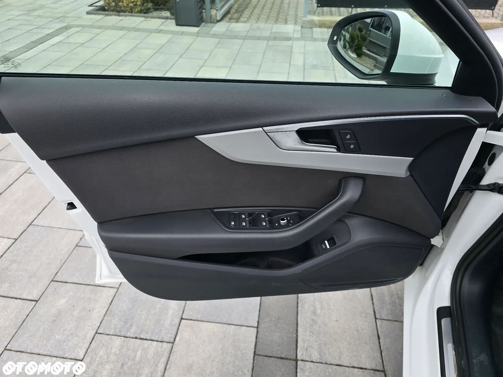 Audi A4 Limousine 35 TFSI mHEV S tronic - 24