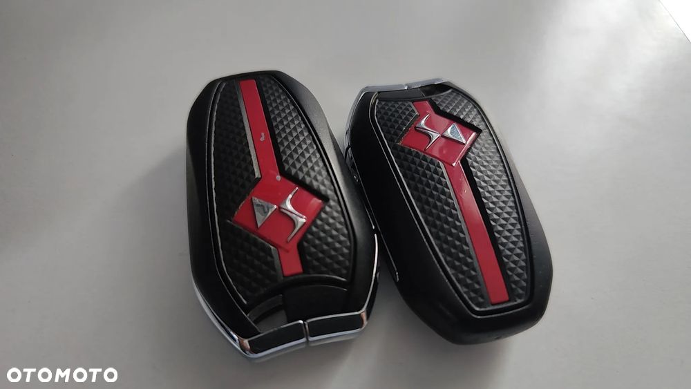 DS Automobiles DS 7 Crossback 1.6 PureTech Performance Line + - 37