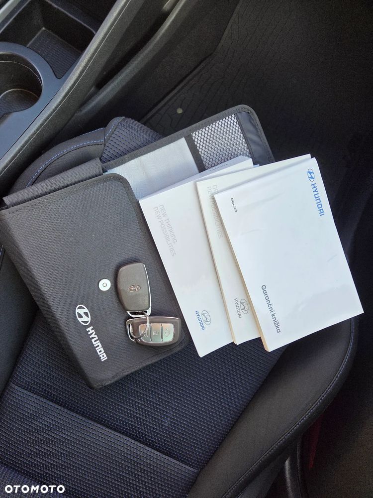 Hyundai Tucson 2.0 CRDI 4WD Automatik Premium - 26