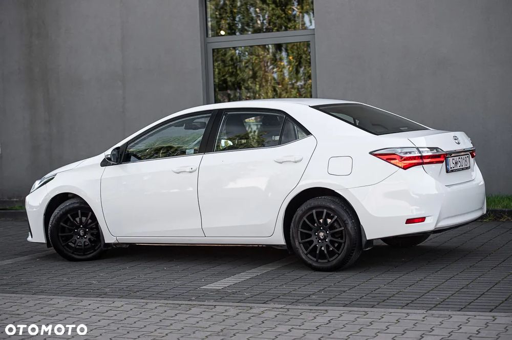 Toyota Corolla 1.4 D-4D Premium - 10