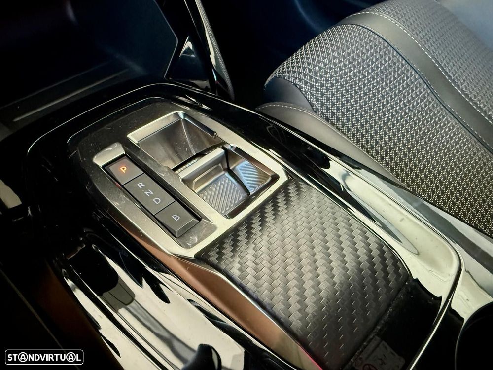 Peugeot e-208 50 kWh GT - 22