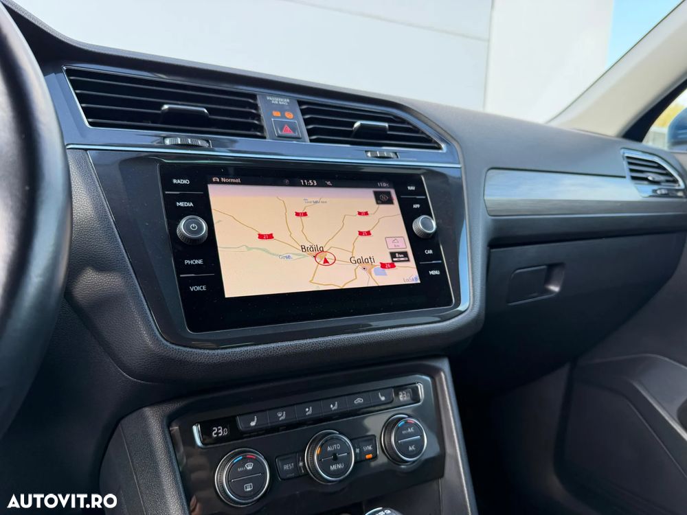 Volkswagen Tiguan 2.0 TDI DPF DSG 4Mot Comfortline - 15