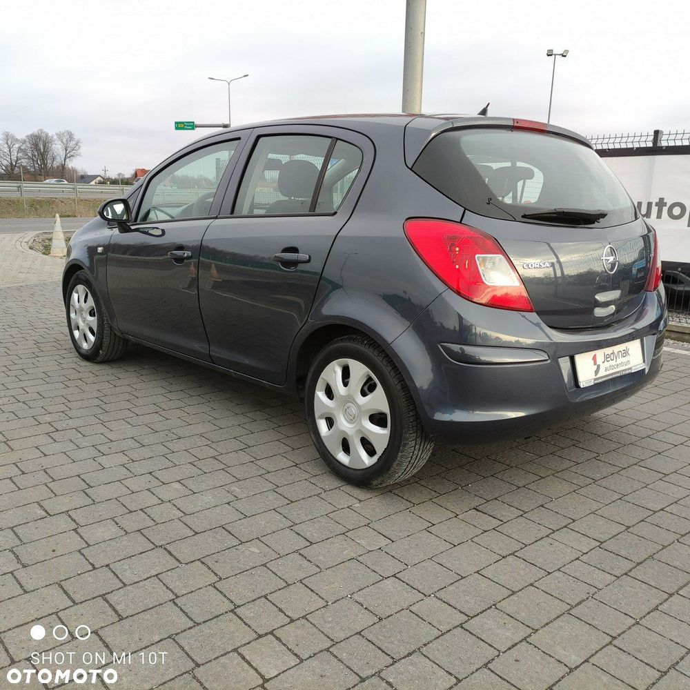 Opel Corsa - 5