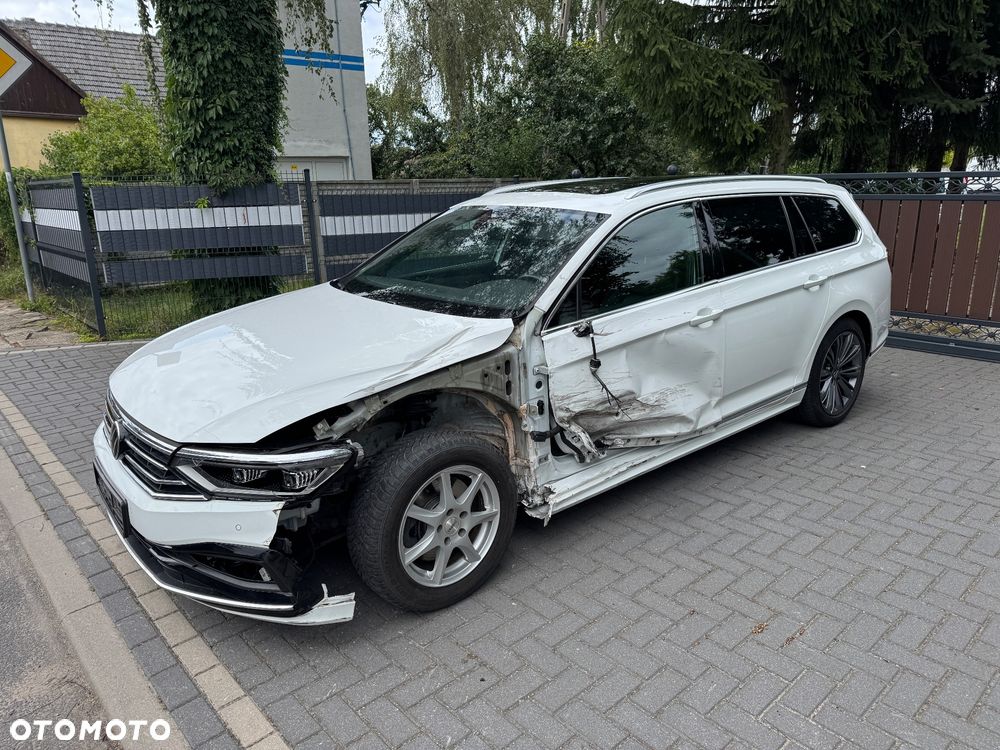 Volkswagen Passat - 19