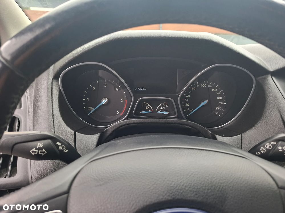 Ford Focus 1.5 TDCi Platinium X ASS - 11