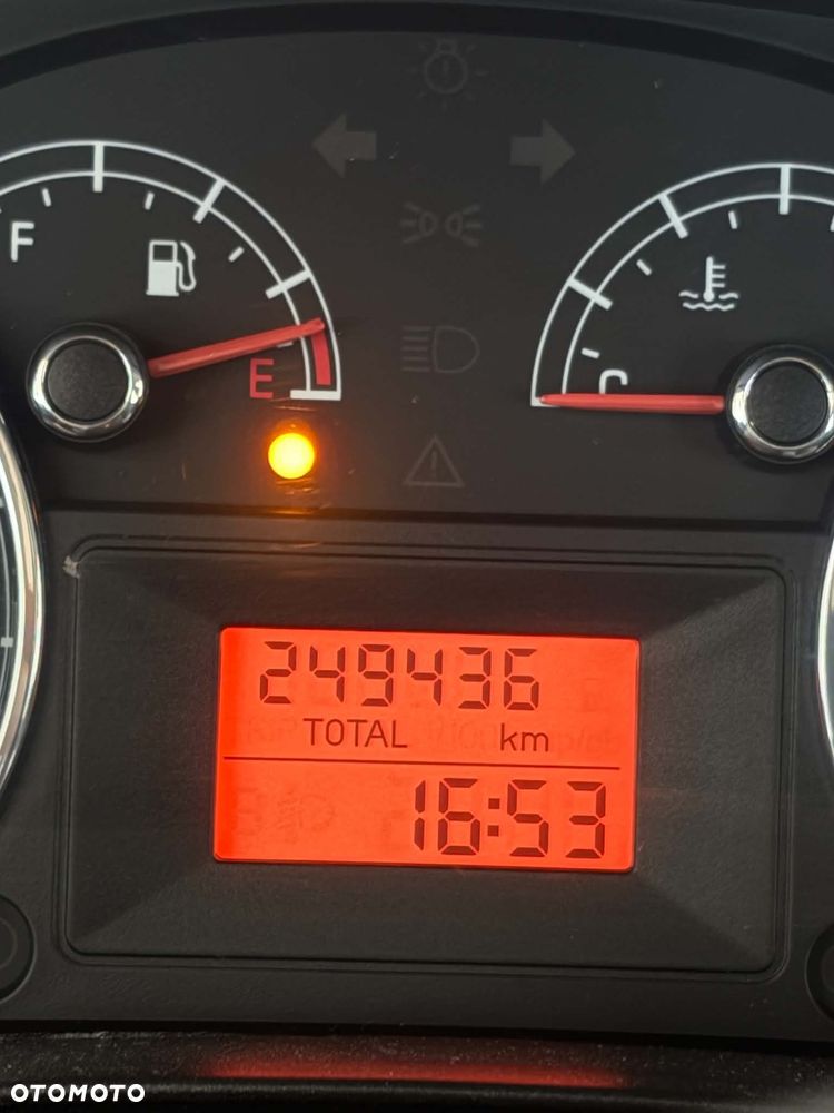 Fiat Grande Punto 1.2 8V Active - 9