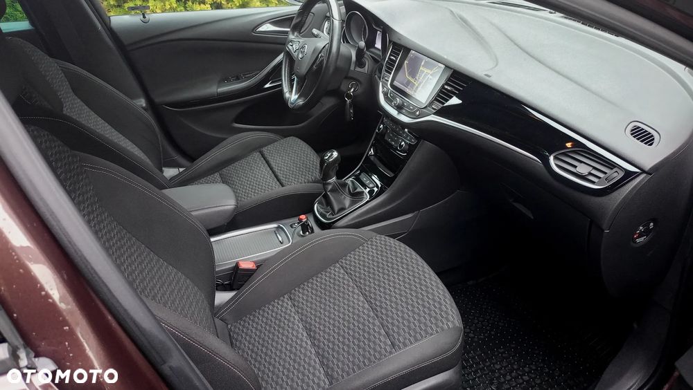 Opel Astra 1.4 Turbo Edition - 27