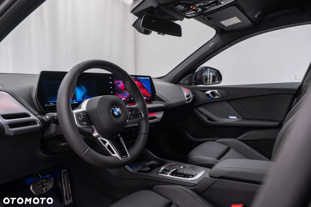BMW Seria 1 120 mHEV - 29