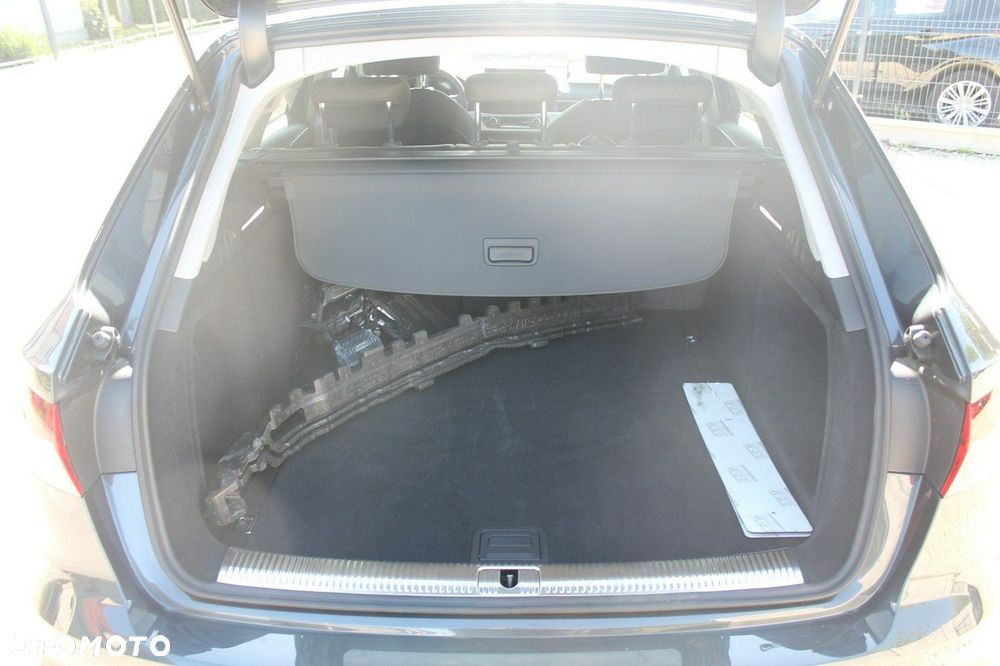 Audi A4 Avant - 13