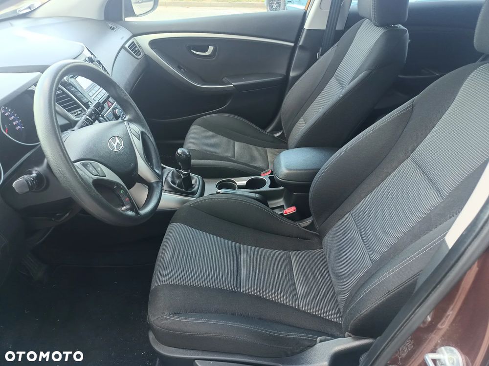 Hyundai i30 blue 1.6 GDI Style - 9