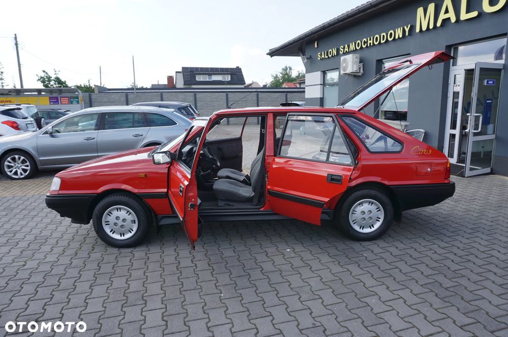 Polonez Caro - 15