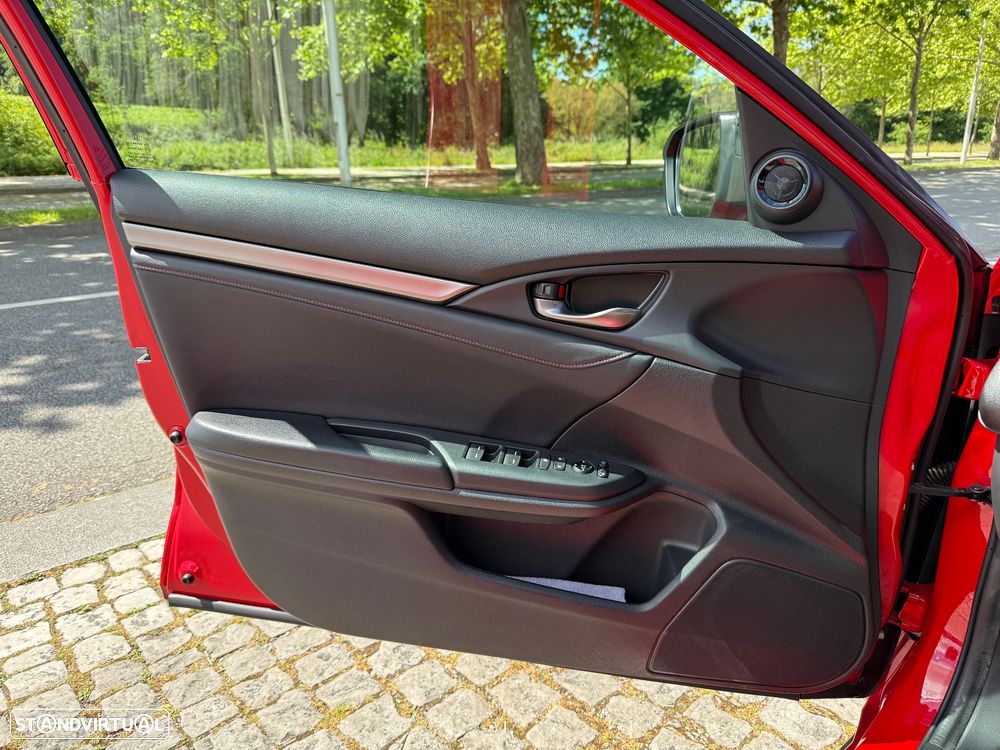 Honda Civic 1.0 i-VTEC Dynamic - 32