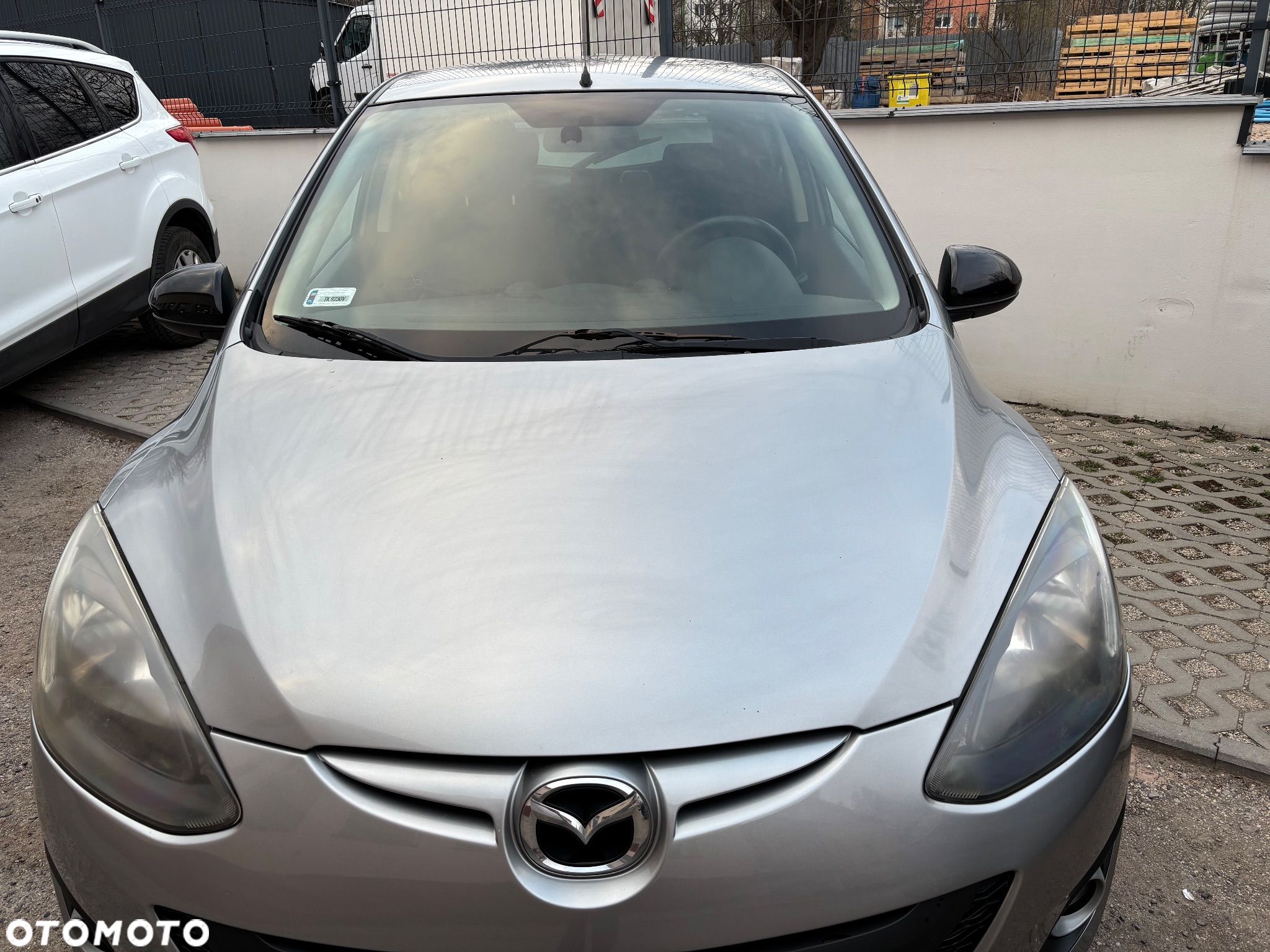 Mazda 2 - 1