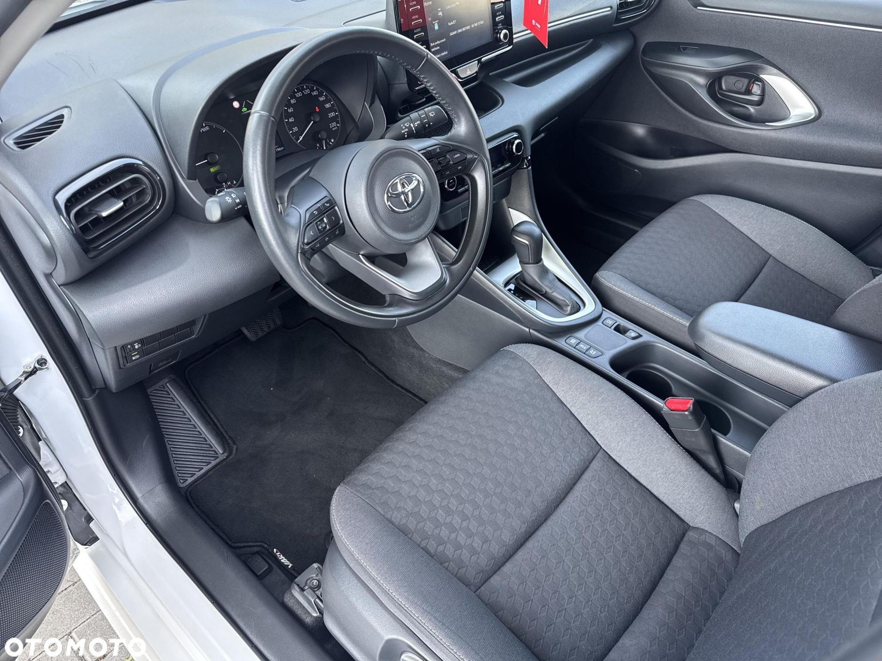 Toyota Yaris Hybrid 1.5 Comfort - 11
