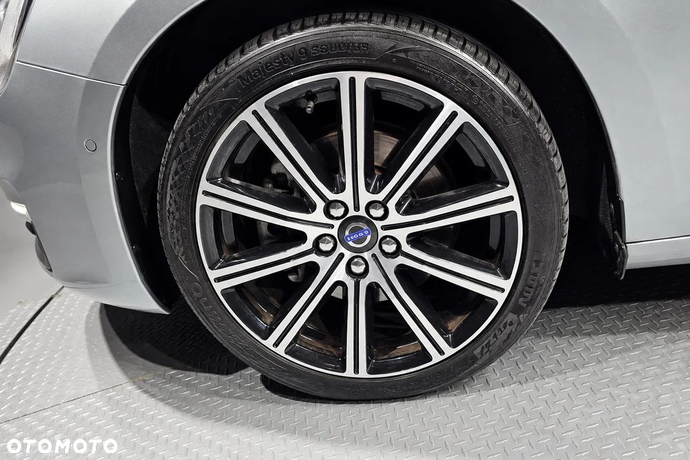 Volvo S60 T5 Drive-E Summum - 8
