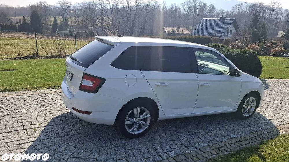 Skoda Fabia 1.0 TSI Style - 2