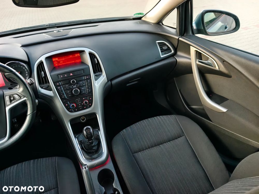Opel Astra 1.4 ecoFLEX - 12