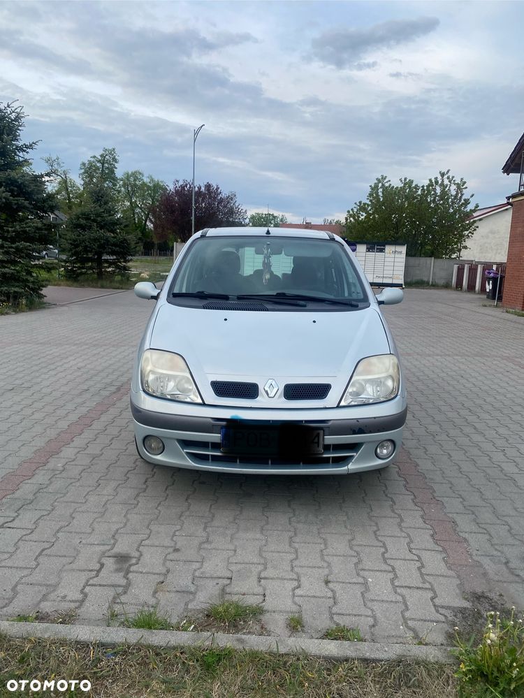 Renault Scenic 1.9 dCi Authentique - 1