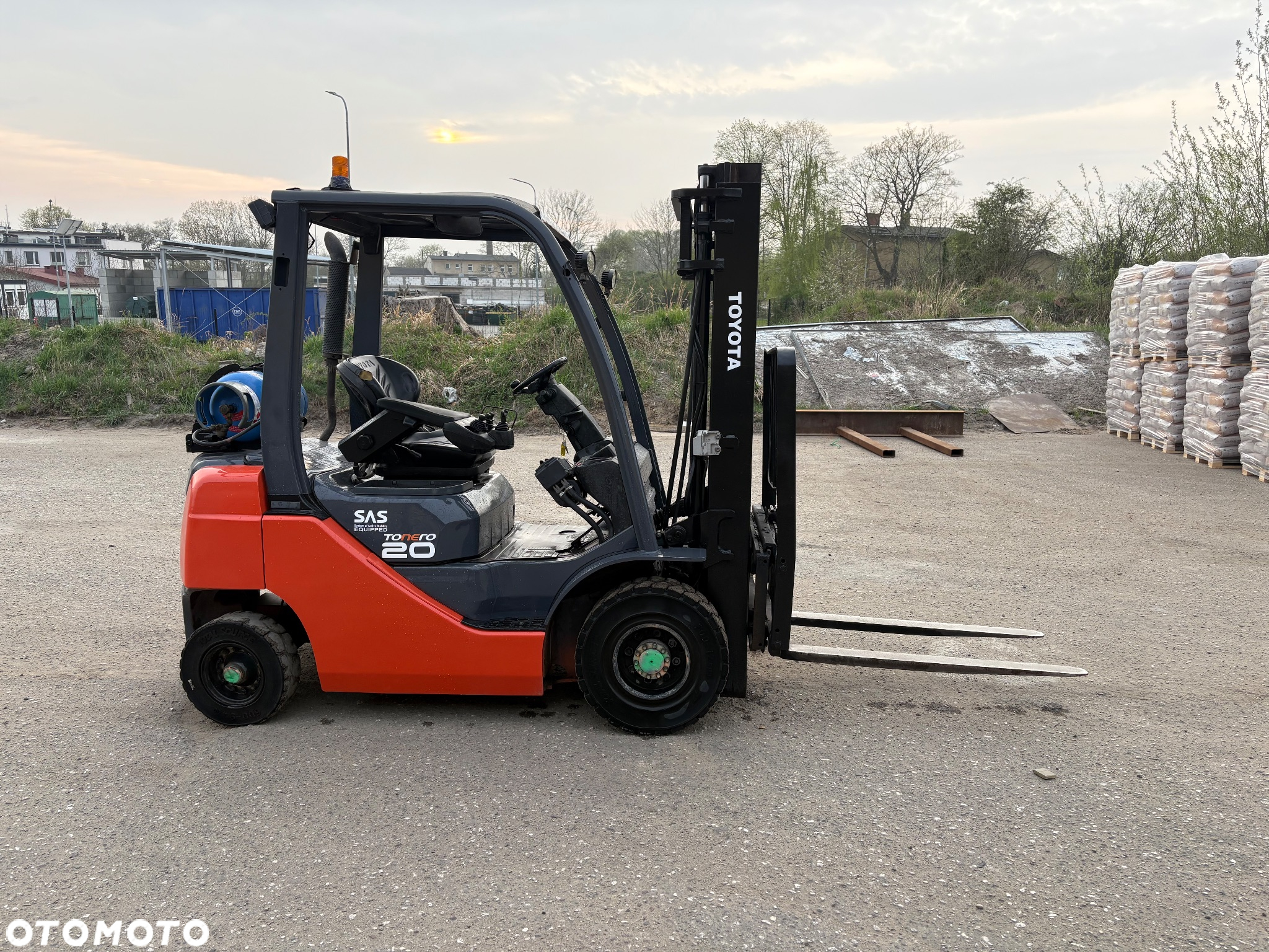 Toyota 02-8FGF20 - 13