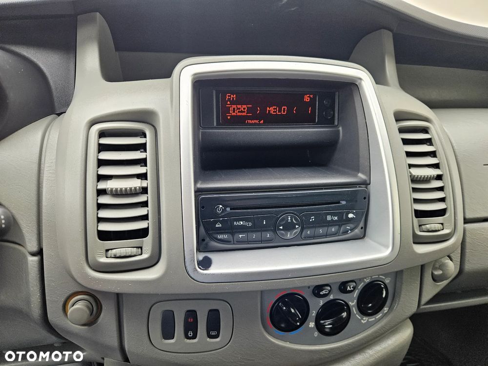 Renault Trafic Passenger Pack Clim - 4