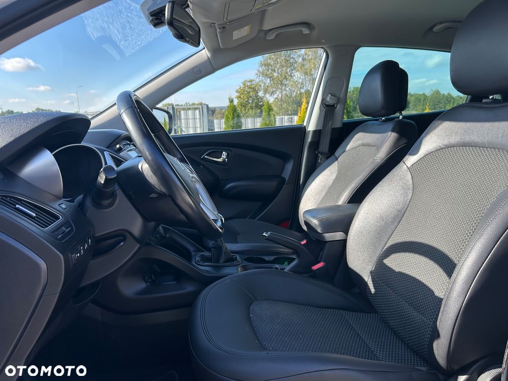 Hyundai ix35 2.0 CRDi 4WD Premium - 6