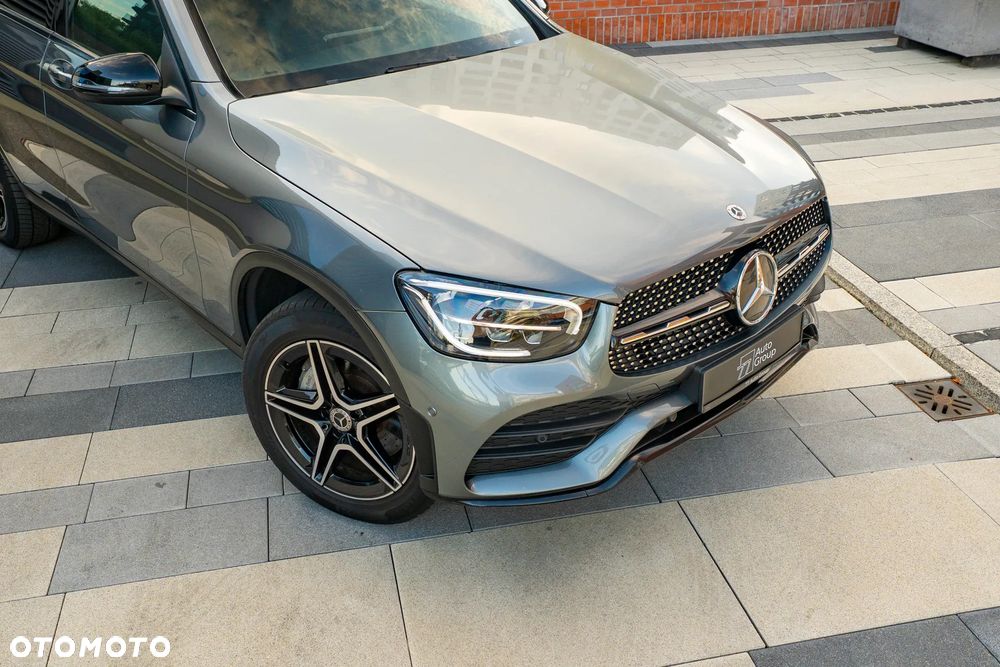 Mercedes-Benz GLC 300 e 4-Matic Business Edition - 27