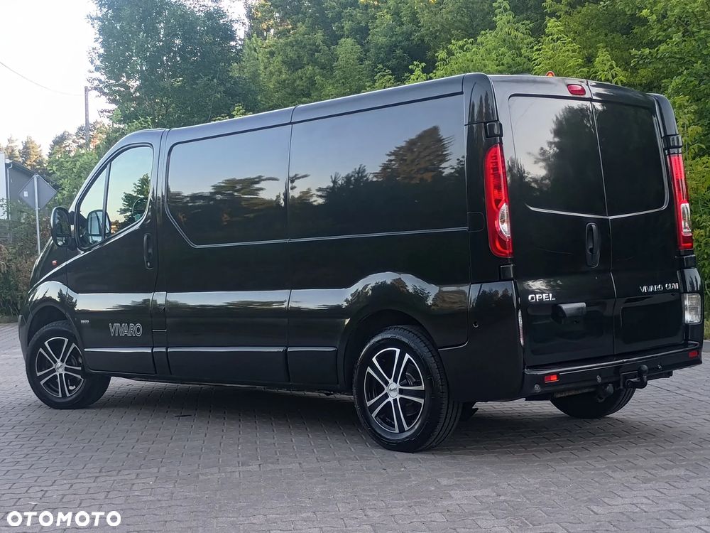 Opel Vivaro - 8