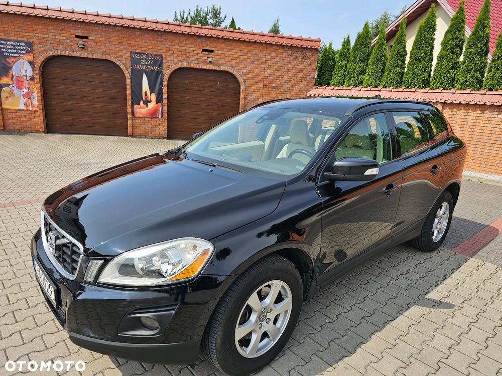 Volvo XC 60 2.4D AWD - 11