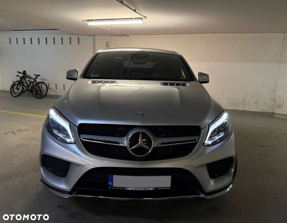 Mercedes-Benz GLE 350 d 4Matic 9G-TRONIC AMG Line - 3