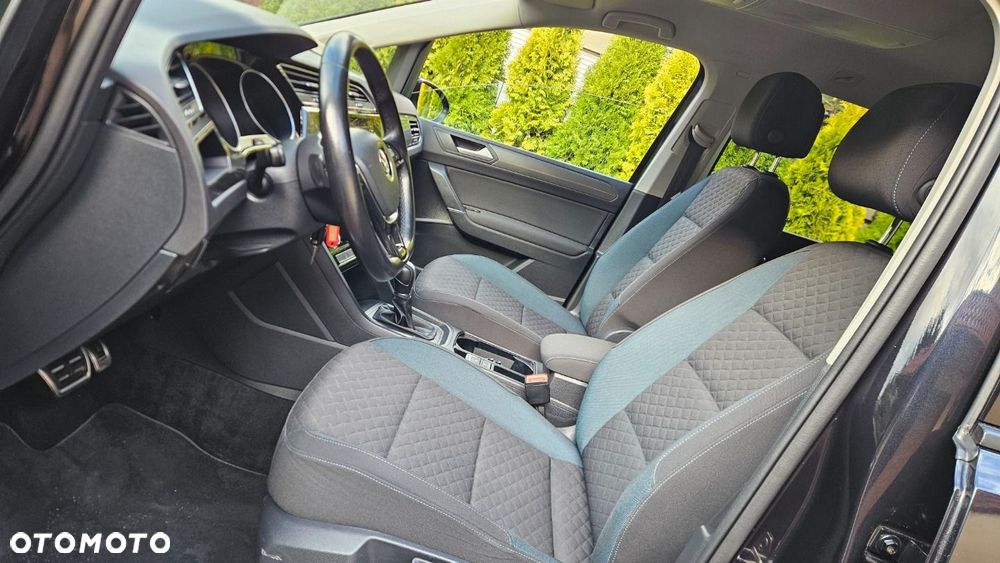 Volkswagen Touran 2.0 TDI SCR DSG IQ.DRIVE - 13