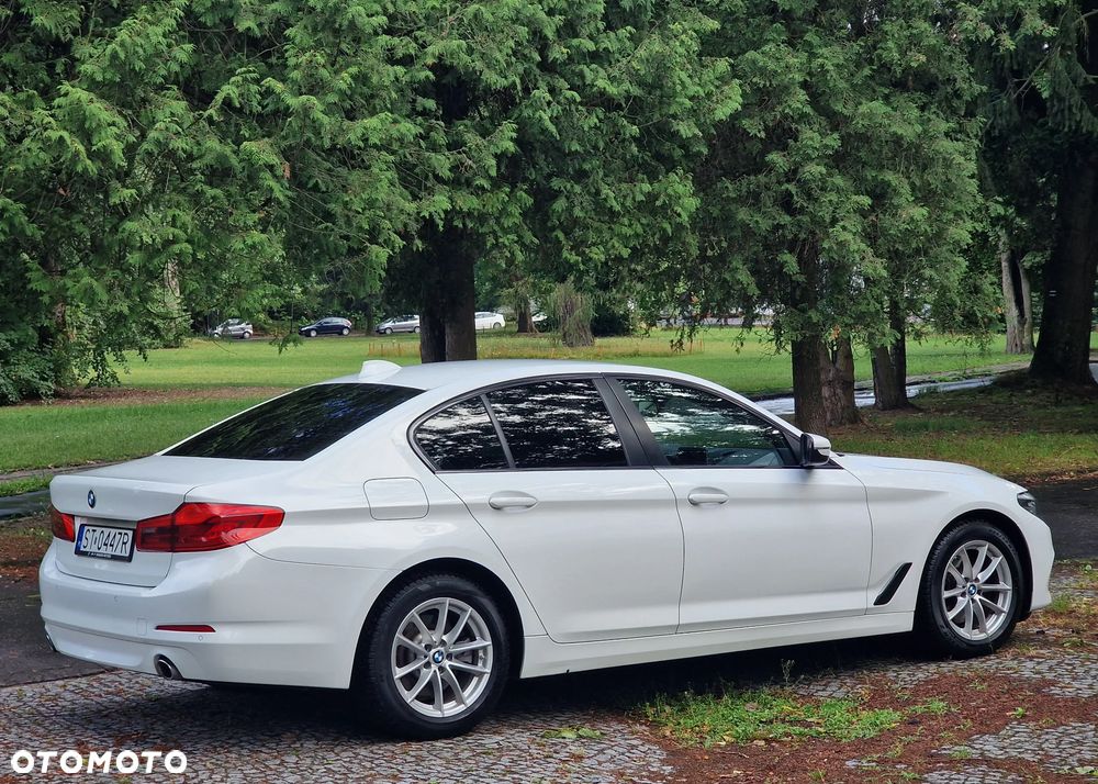 BMW Seria 5 520d Luxury Line - 8