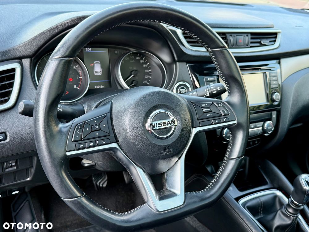 Nissan Qashqai 1.3 DIG-T N-Connecta - 17