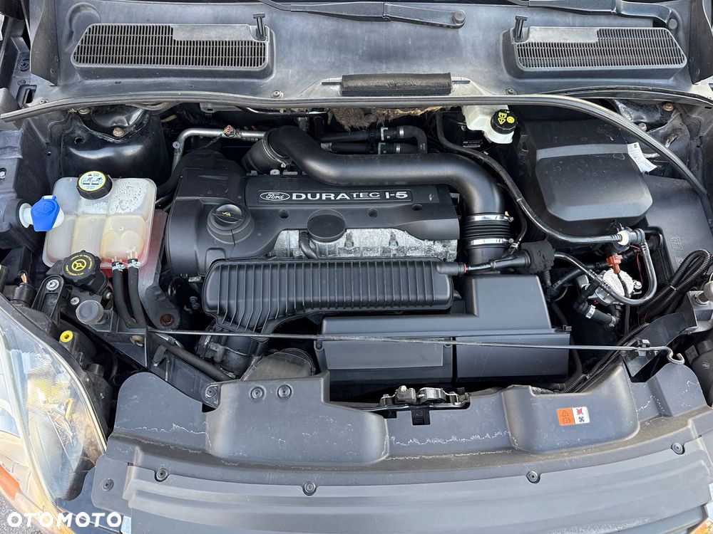 Ford Kuga 2.5 Titanium S - 18