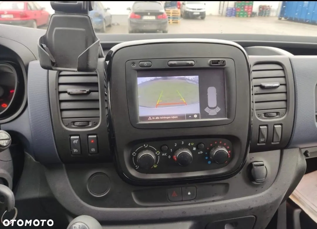 Opel VIVARO - 12