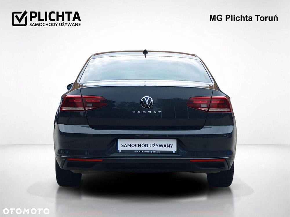 Volkswagen Passat - 5