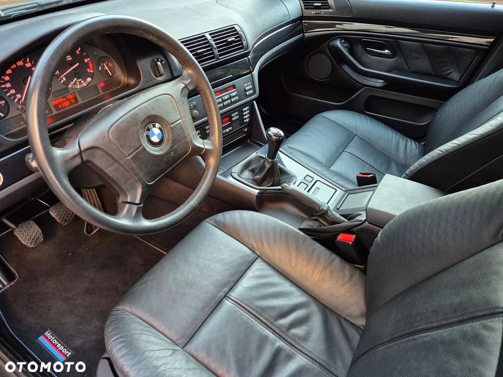 BMW Seria 5 - 16