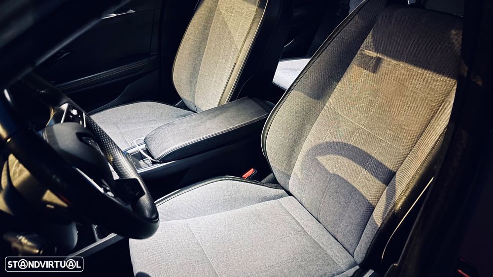 Renault Mégane E-Tech - 9