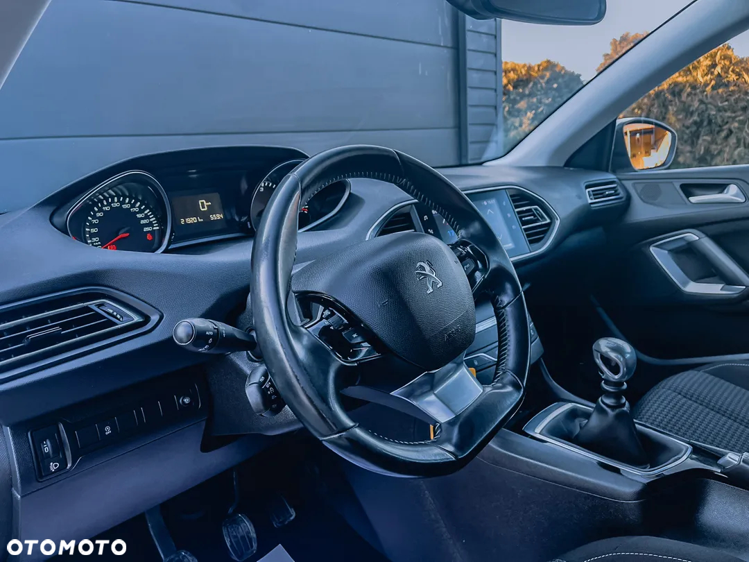 Peugeot 308 SW 1.5 BlueHDi Active S&S - 15