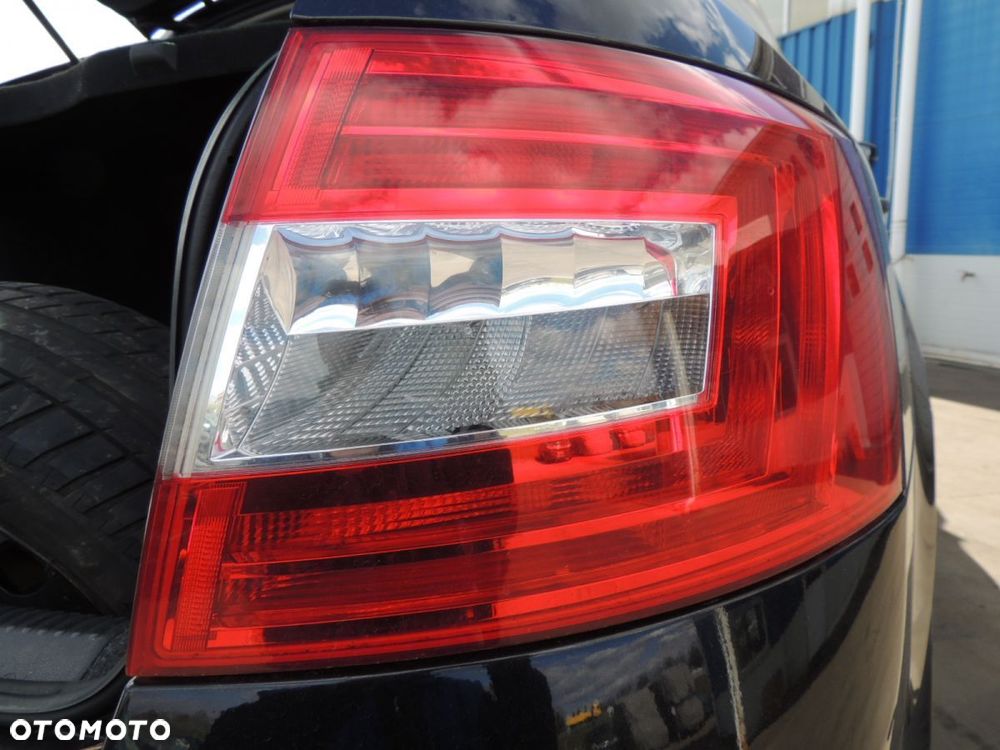 Lampa tył prawa SKODA Octavia III Liftback '16 - 1