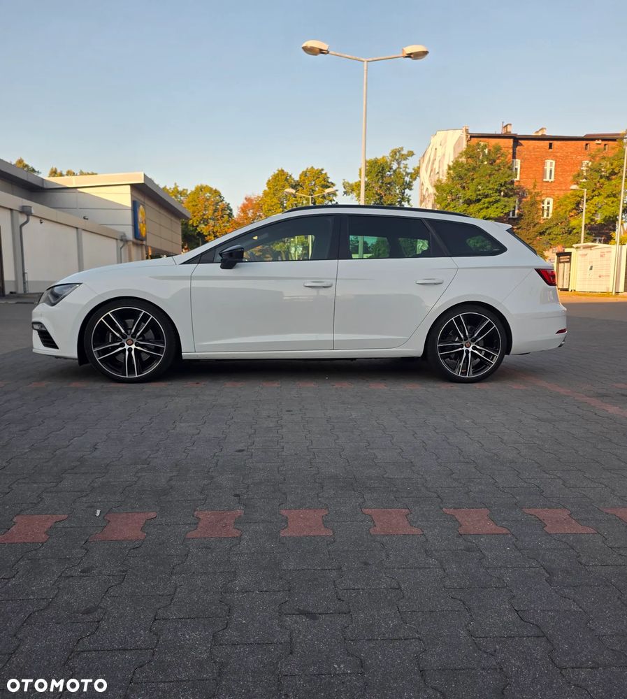 Seat Leon 2.0 TSI Cupra S&S DSG - 2