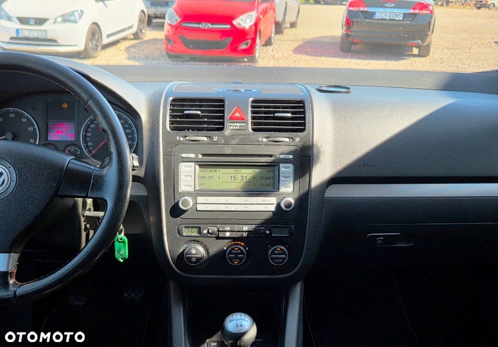 Volkswagen Golf - 13