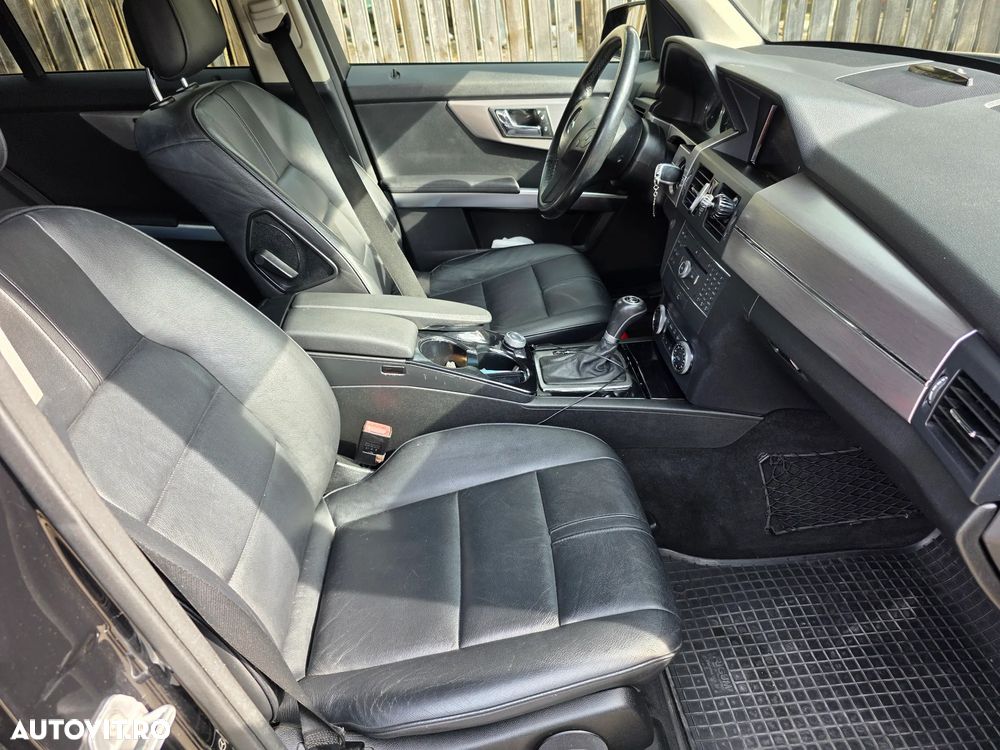 Mercedes-Benz GLK 220 CDI 4MATIC (BlueEFFICIENCY) 7G-TRONIC - 8