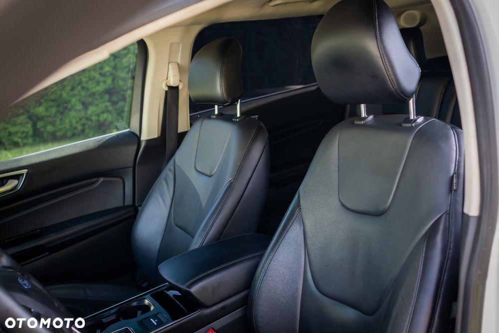 Ford Edge 2.0 EcoBlue Twin-Turbo 4WD Titanium - 18