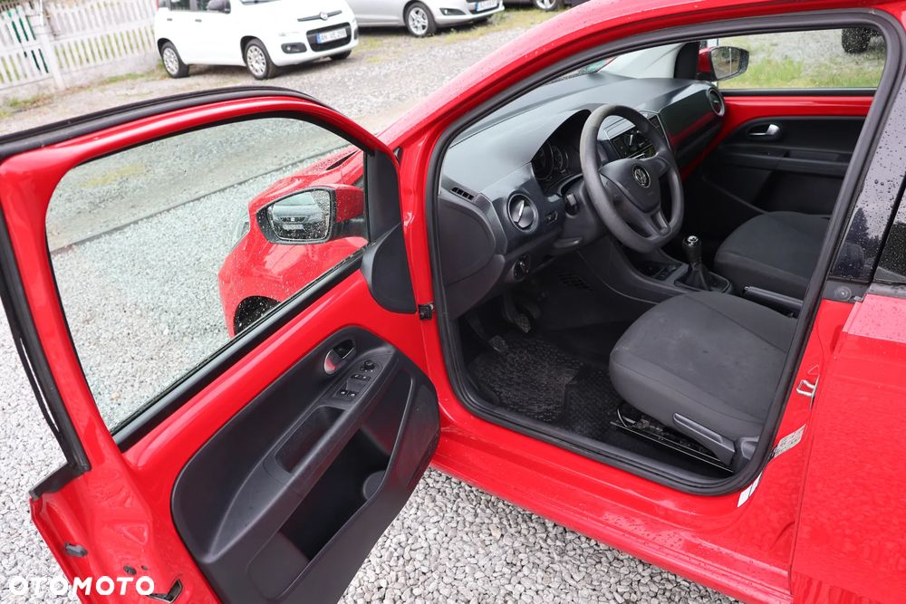 Volkswagen up! sound - 8